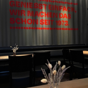 Hier zurücklehnen, reinbeißen, genießen.
Burger können wir – seit 1973. 🍔

#jimblock #burgerliebe #premiumburger