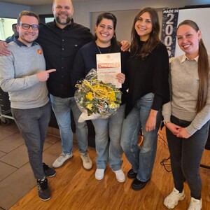 20 Jahre Jim Block 🔥

Glückwunsch an Pinar zum 20-jährigen Jubiläum bei Jim Block. Danke für deinen Einsatz, deine&nbsp;...
